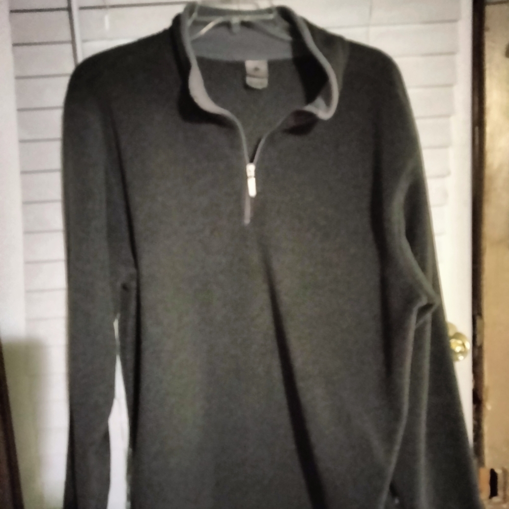 Men's Footlocker Fleece Pullover..Grey in color, Pre-owned  XL